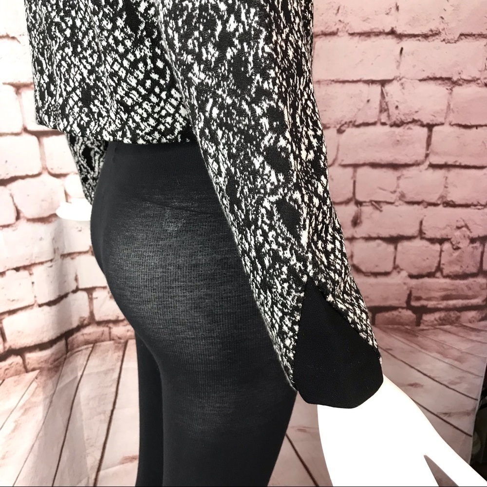 ELLA MOSS S Black and White long sleeve knit top Size Small - Picture 4 of 14